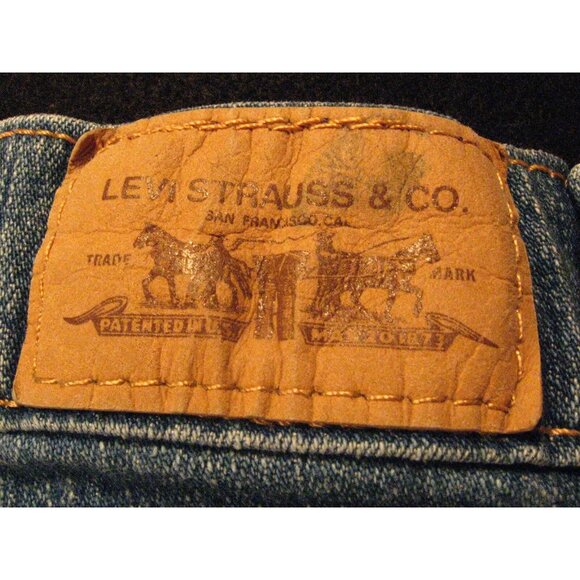 LEVIS 550 Womens CUTOFF JEAN SHORTS Blue 8 Stretch - Picture 8 of 9